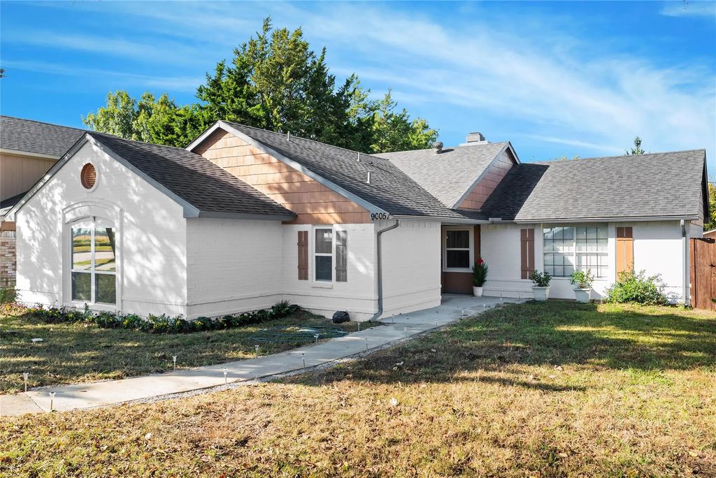 9005 La Prada Drive, Dallas