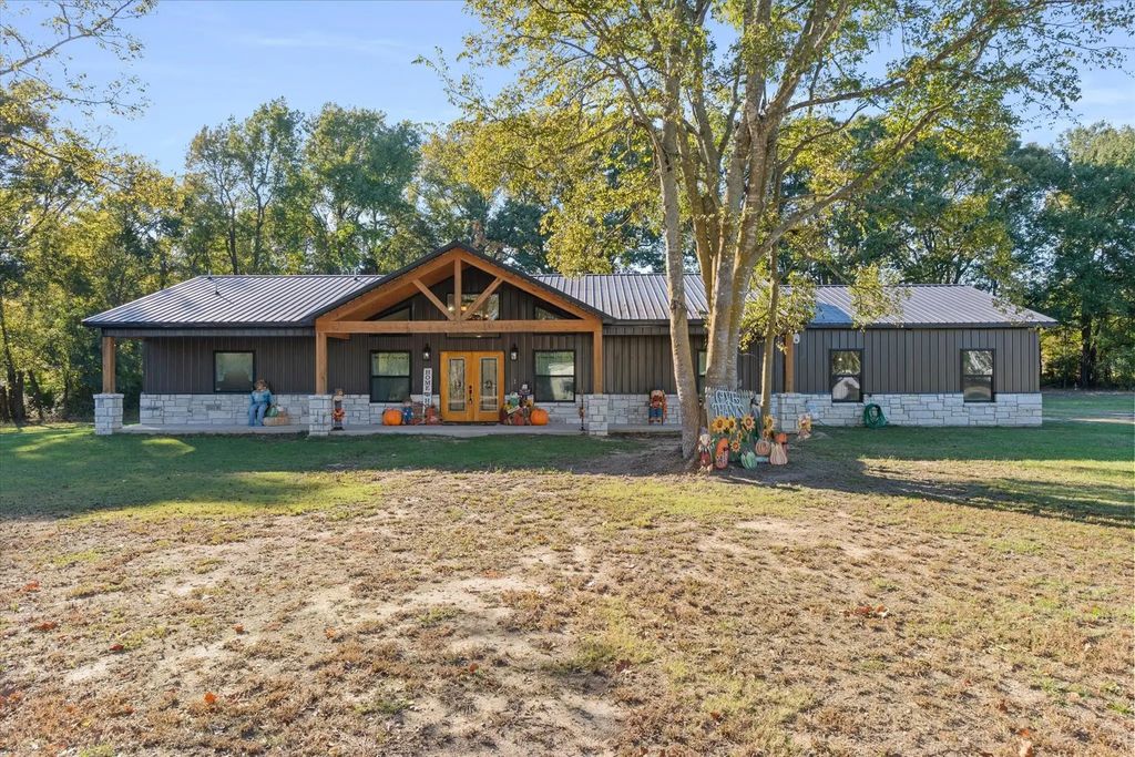 250 Vz County Road 4301, Ben Wheeler
