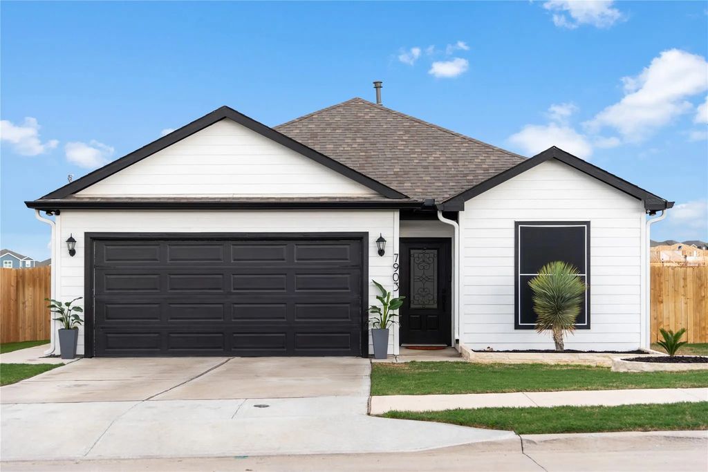 7903 Big Timber Trail, Ponder