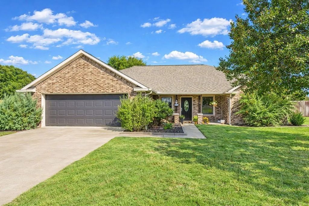 1675 Meadowview Street, Athens