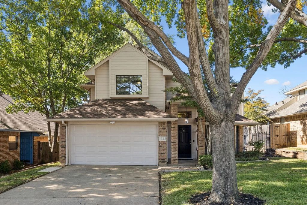 1213 Hillwood Way, Grapevine