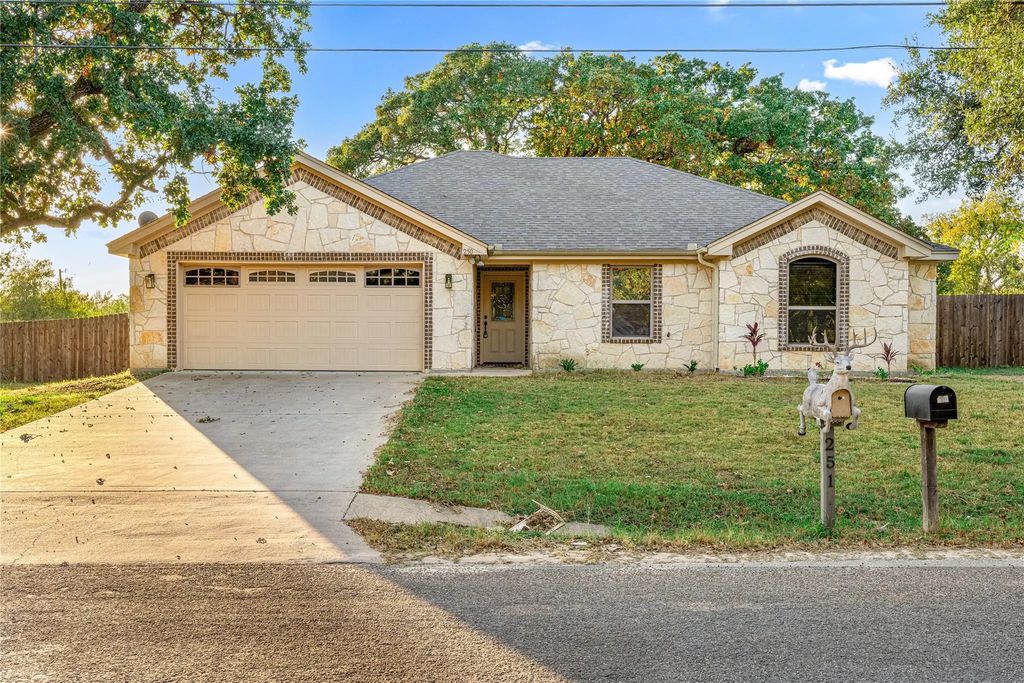 250 Old Waco Road, Gatesville