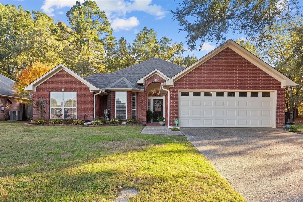 12071 Acadia Drive, Tyler