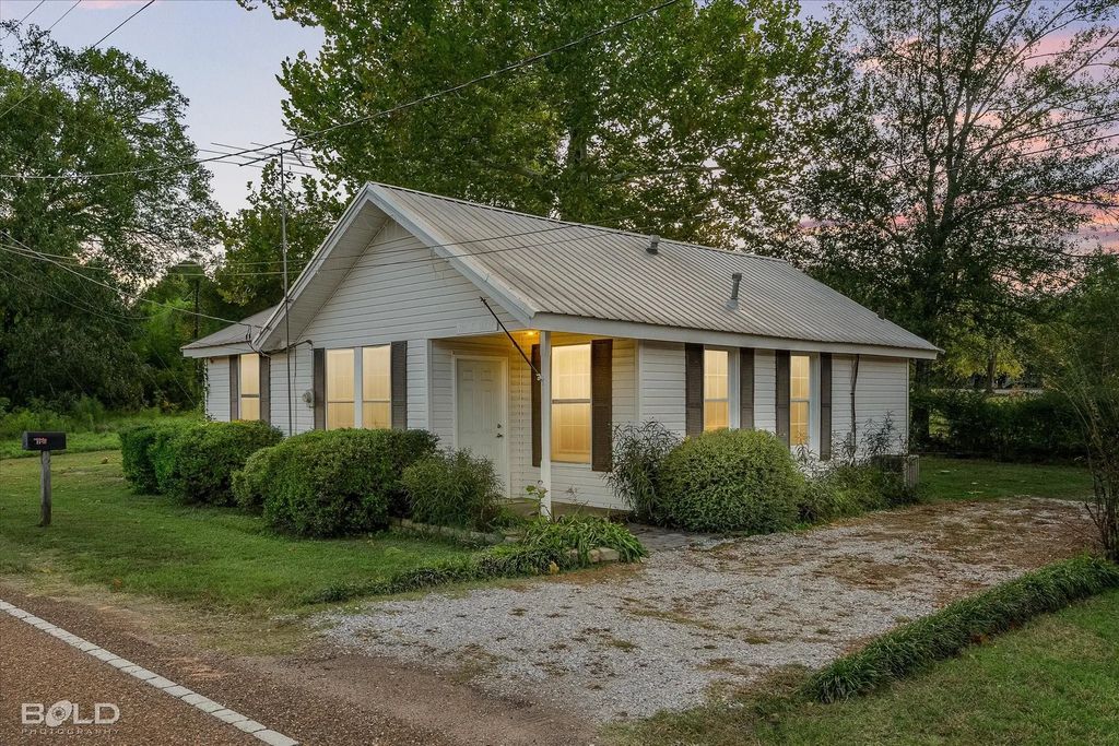 114 S Main Street, Heflin
