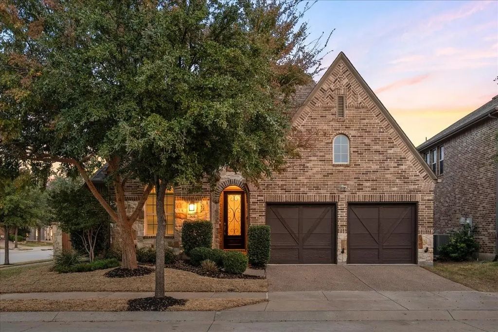 501 Proud Knight Lane, Lewisville