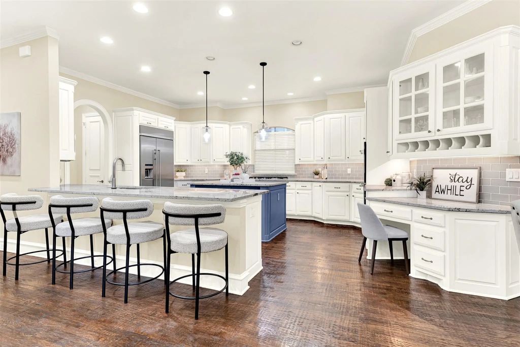 5045 Silver Lake Drive, Plano