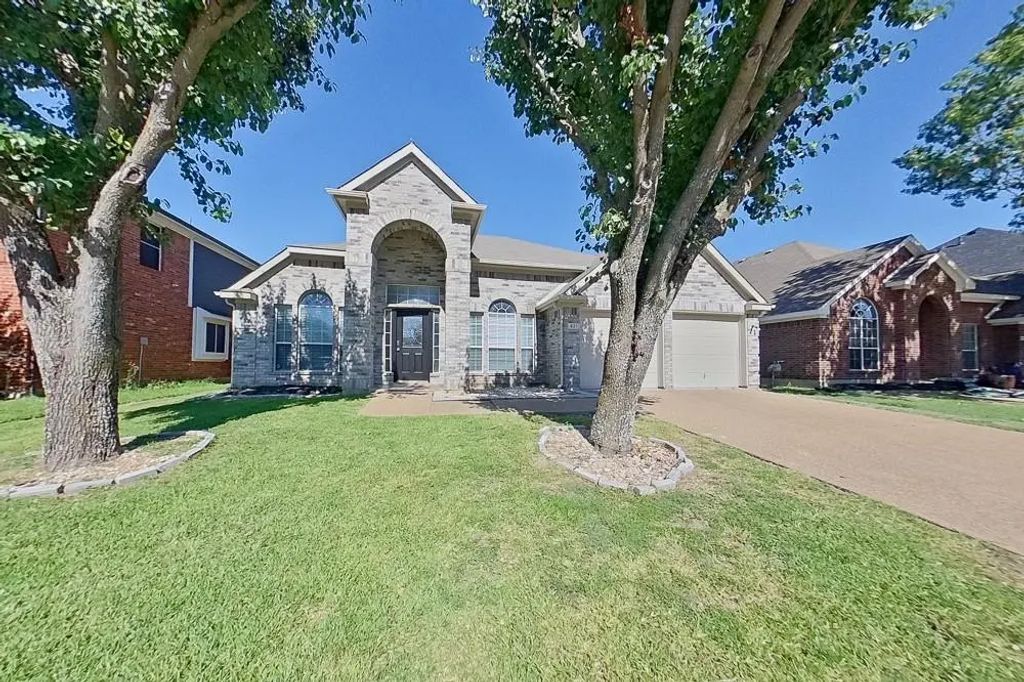521 Spicewood Drive, DeSoto