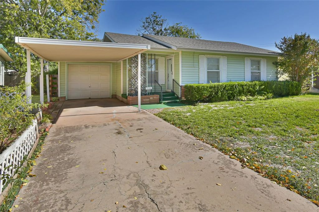 1133 S Jefferson Drive, Abilene
