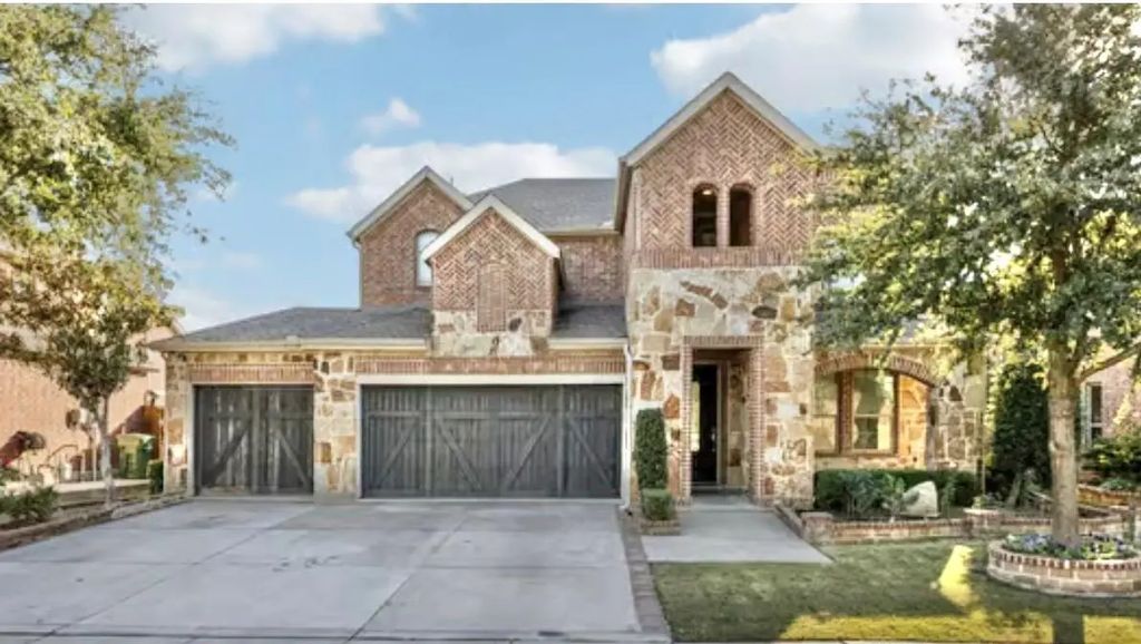 1221 Dakota Street, Carrollton