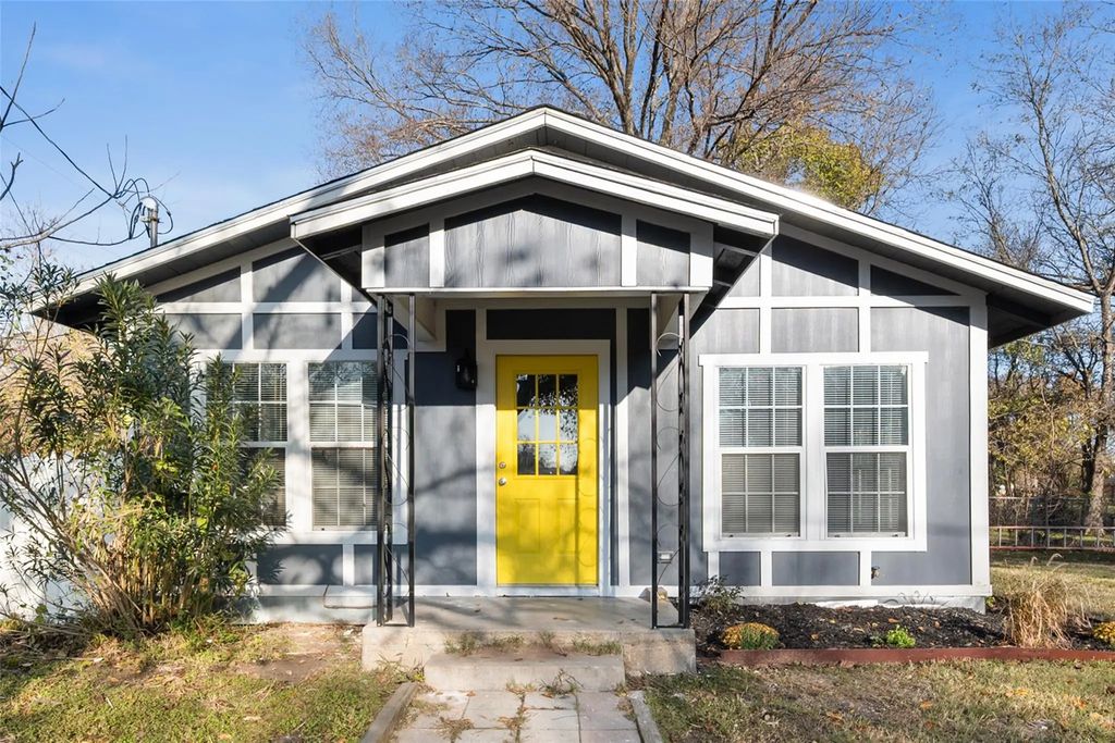 702 E 1st Avenue, Corsicana