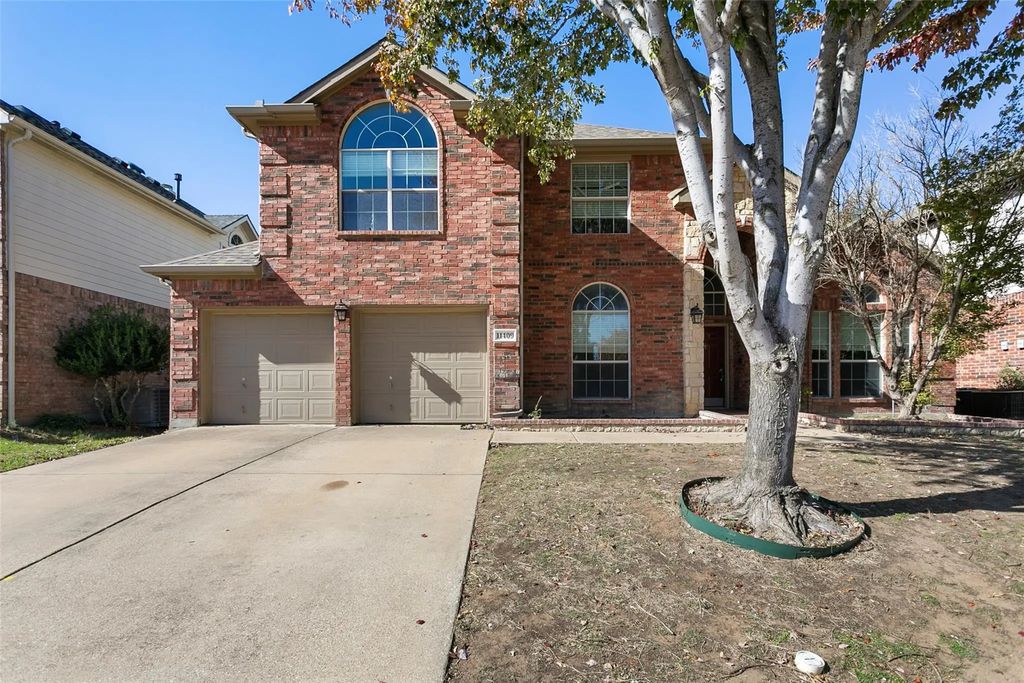 11409 Pheasant Creek Drive, Fort Worth