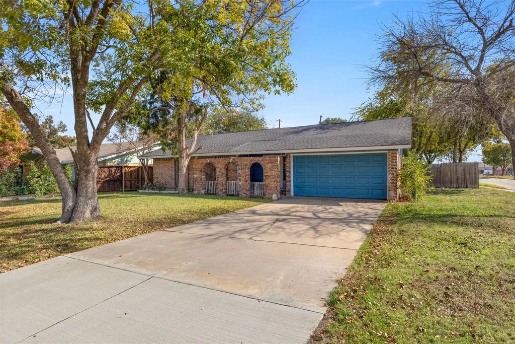 1400 Ridgecrest Drive, Plano