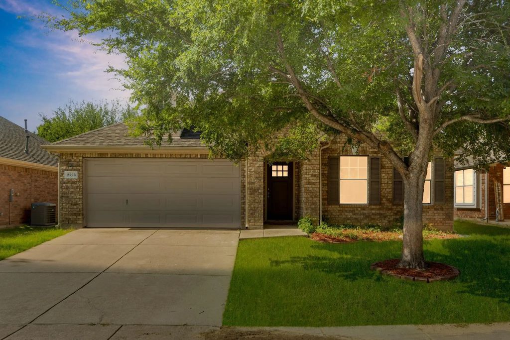 2328 Aurora Drive, Little Elm