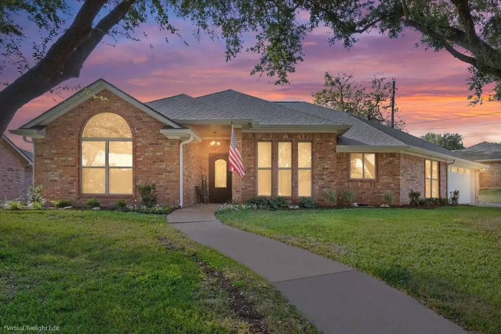 311 Neely Road, Hewitt