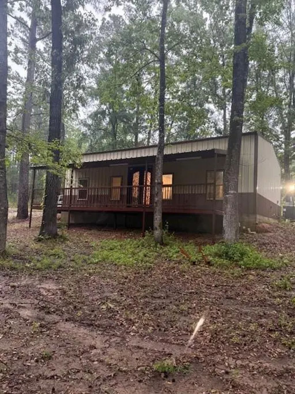 267 Private Road 6294, Palestine