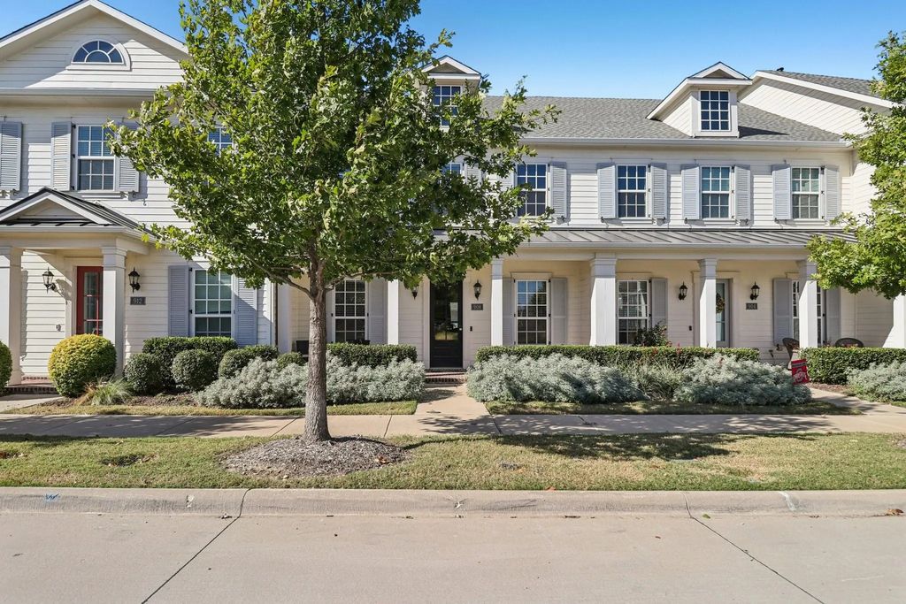 908 Redbrick Lane, Northlake