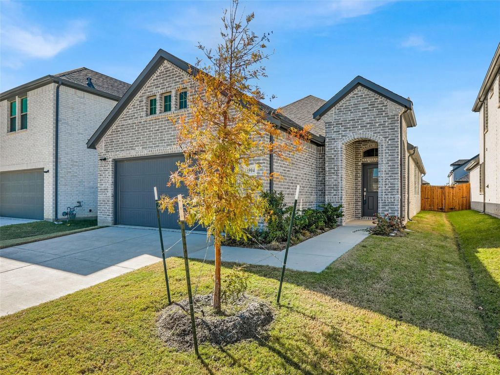 3904 Kenwood Drive, Princeton