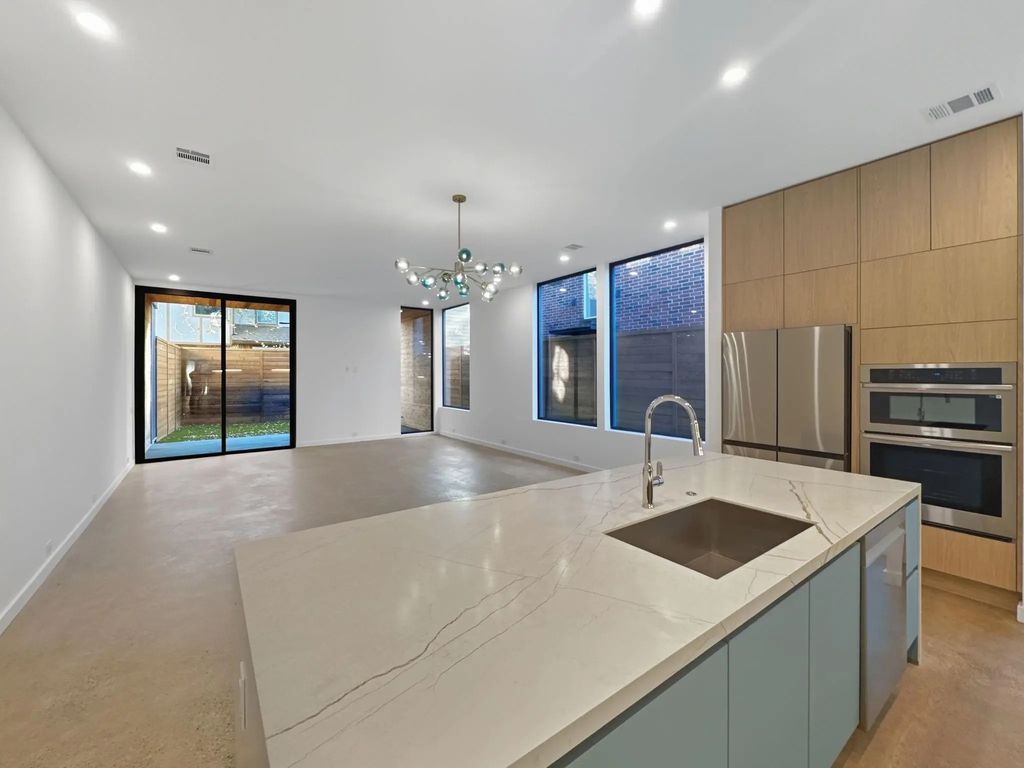 4928 Milam Street 101, Dallas