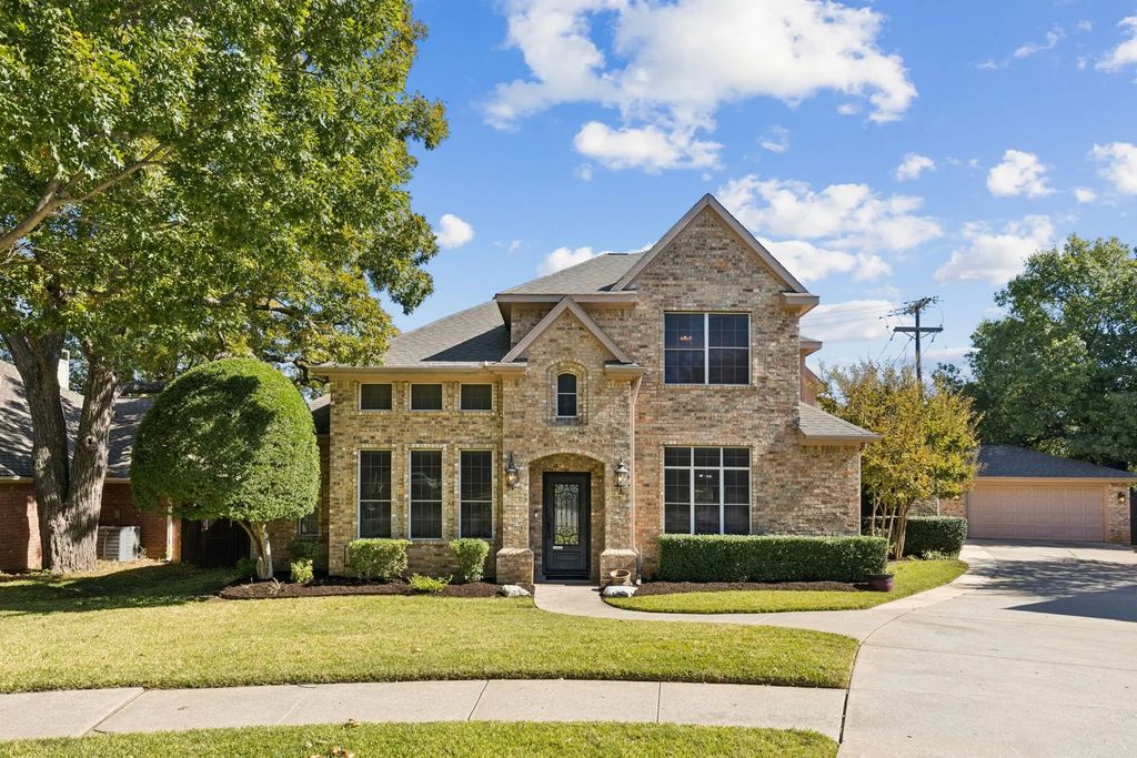 1060 Rosewood Drive, Grapevine