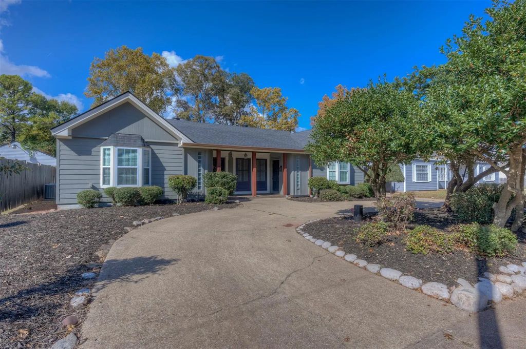 1163 Gilbert Drive, Bossier City