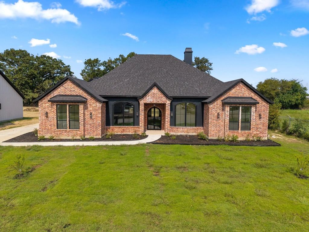 320 Dalton Road, Canton