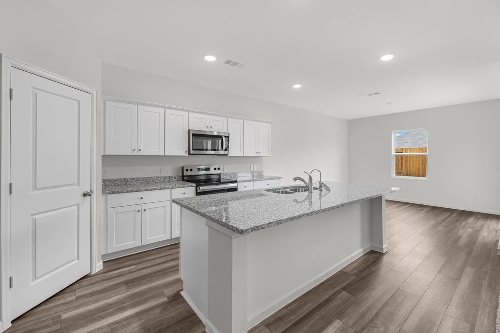 8256 Stovepipe Drive, Fort Worth