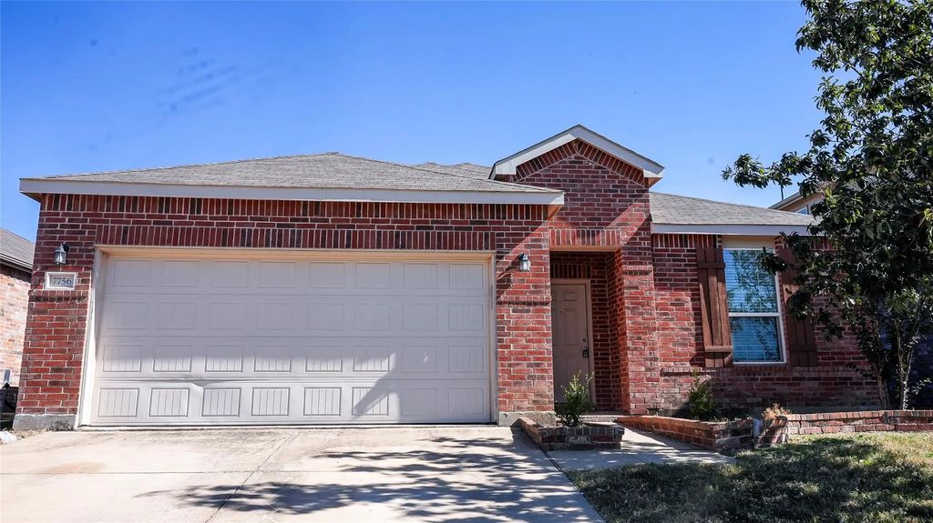 7756 Shorthorn Way, Fort Worth