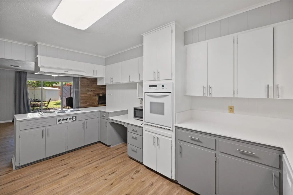 2010 W Overhill Drive, Stephenville