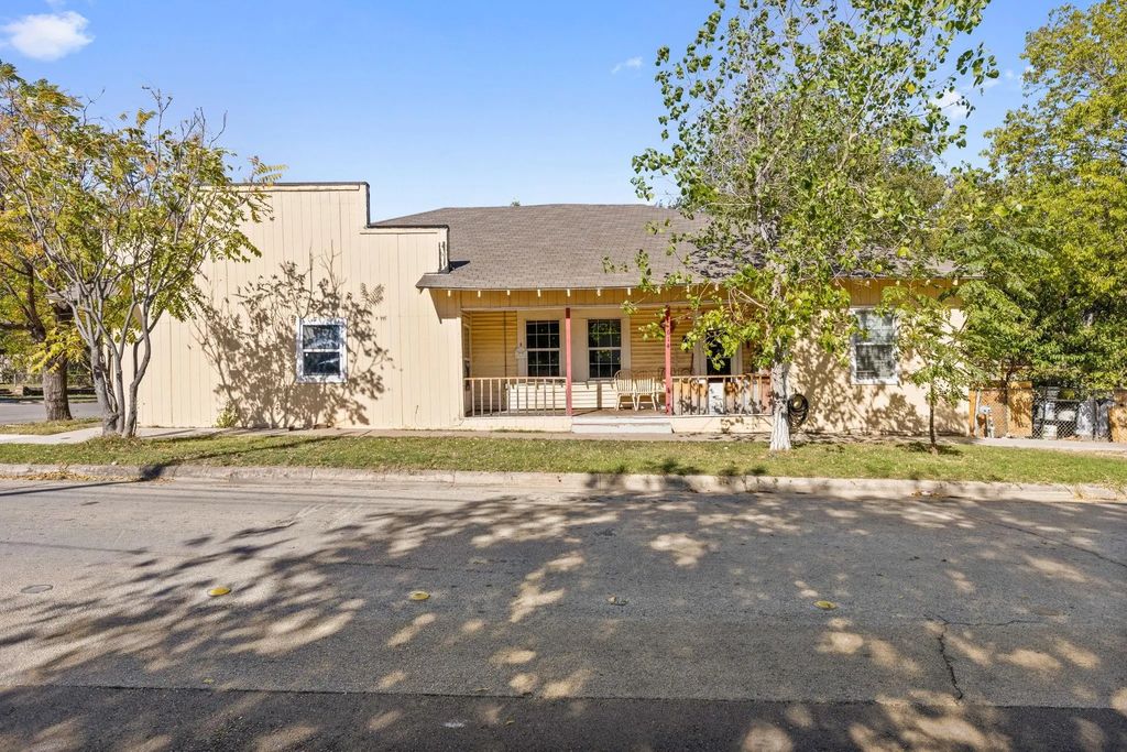 614 Nw 22nd Street, Fort Worth