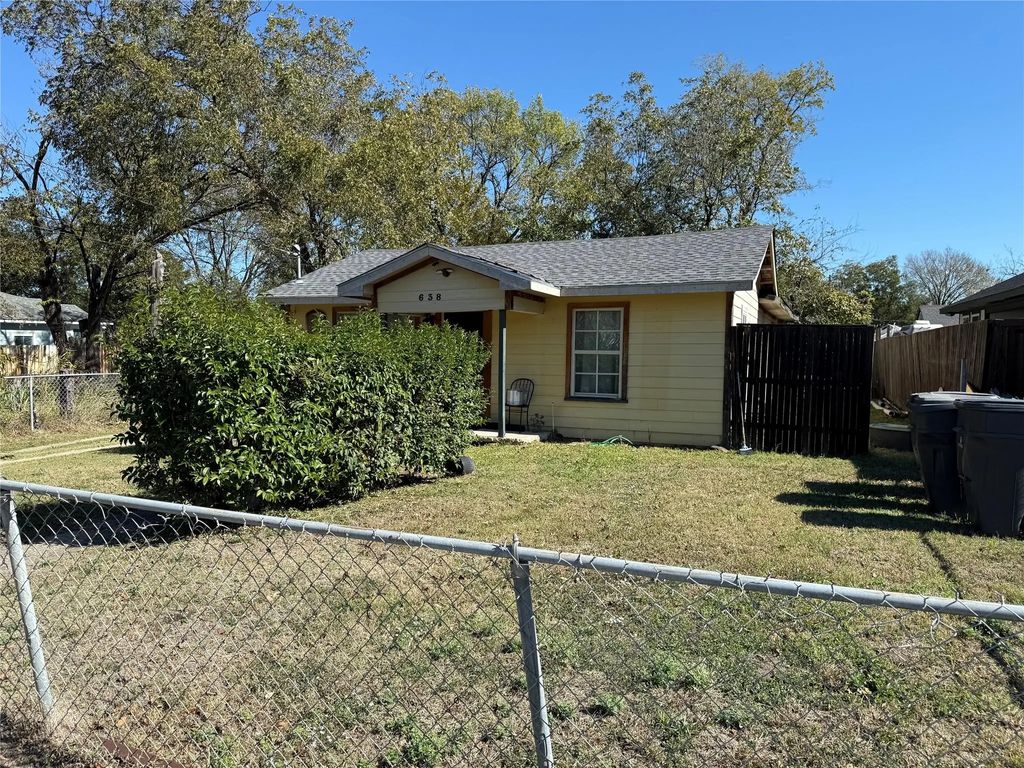 638 Bethpage Avenue, Dallas