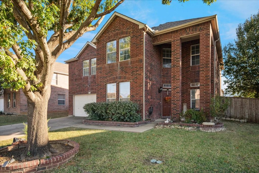 1104 Windhaven Circle, Lewisville