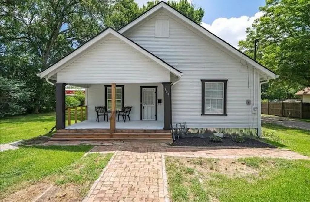 509 Highland Avenue, Wills Point