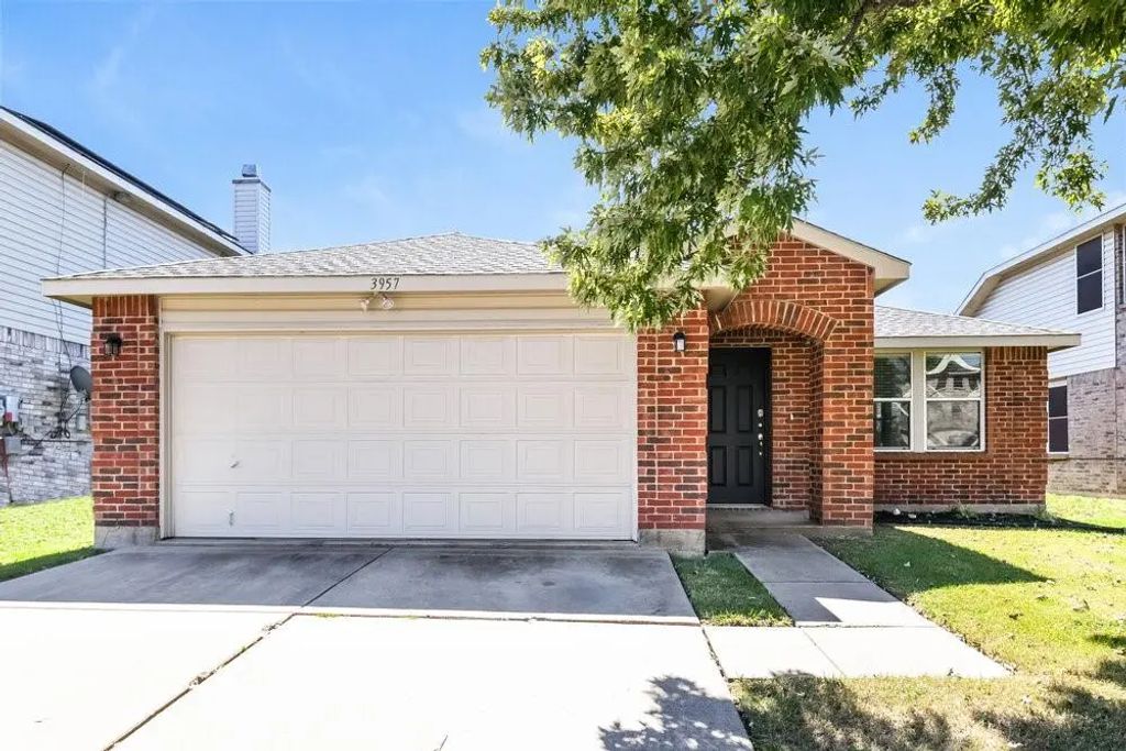 3957 German Pointer Way, Fort Worth