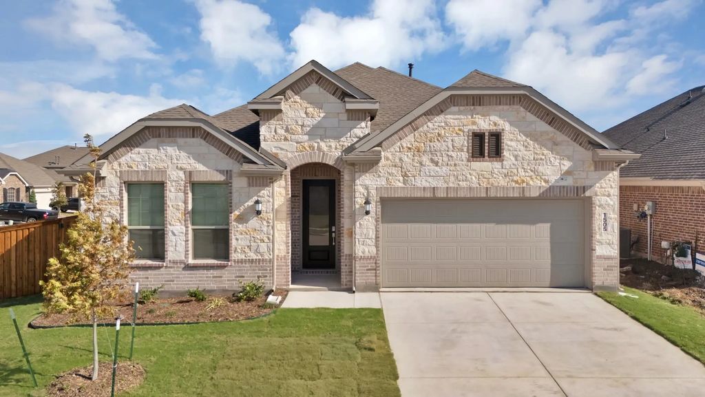1505 Adams Drive, Little Elm