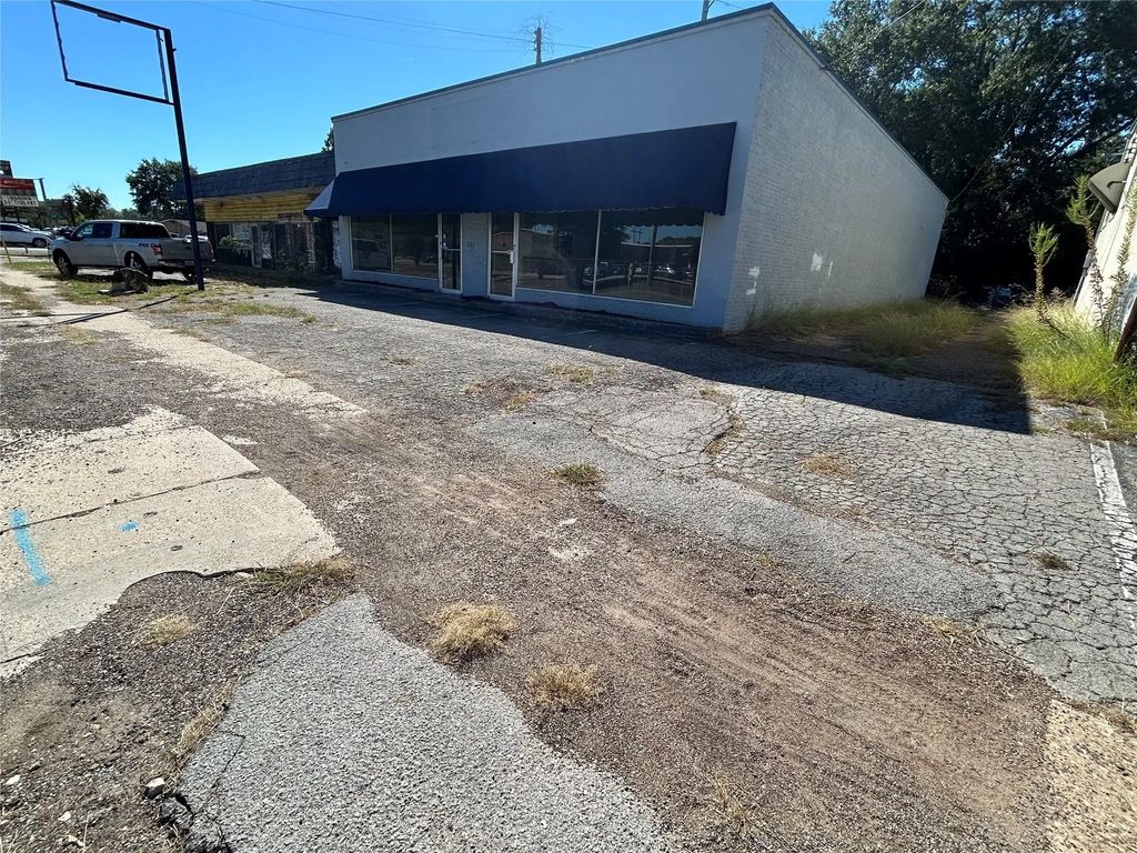121 S Glenwood Boulevard, Tyler
