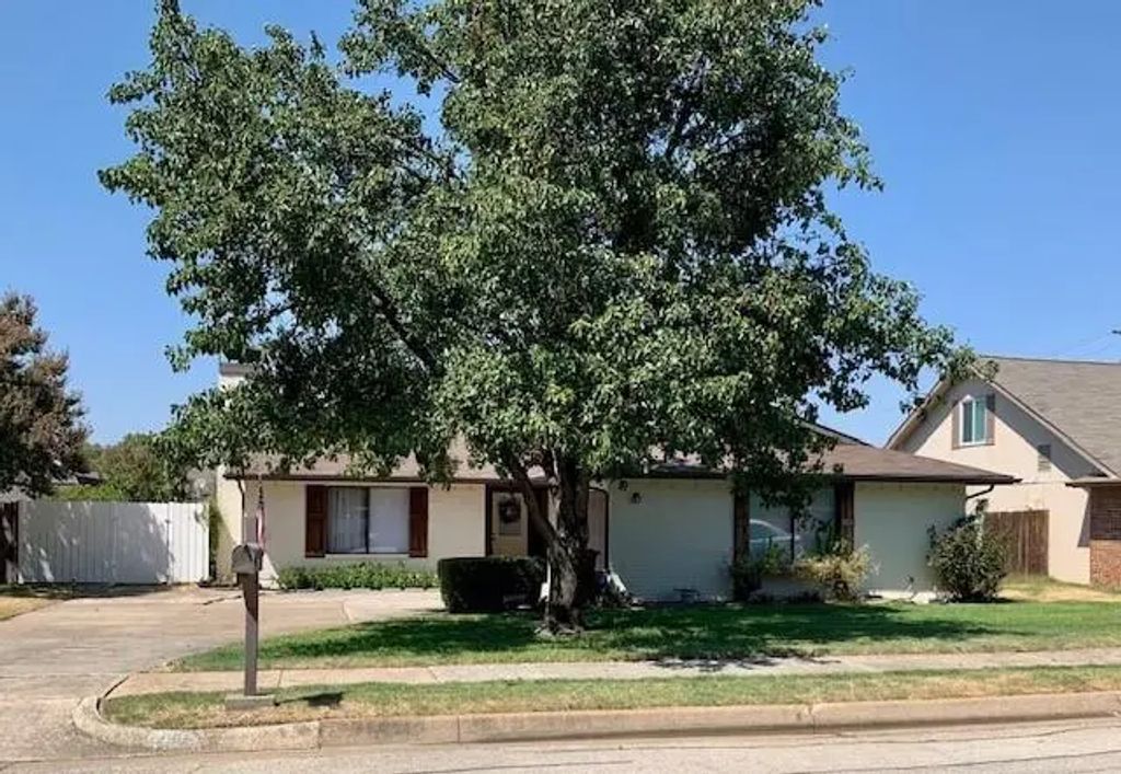 3055 Old Orchard Lane, Bedford