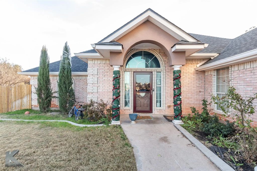 4001 Cougar Way, Abilene