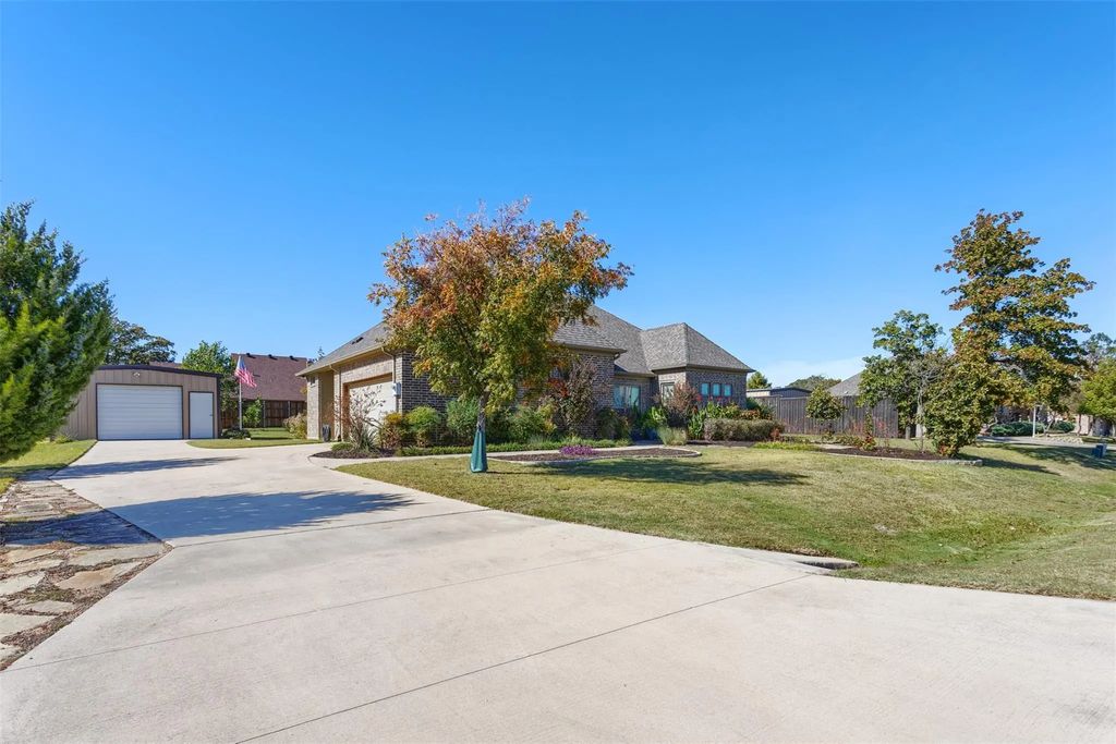 109 Post Oak Drive, Krugerville