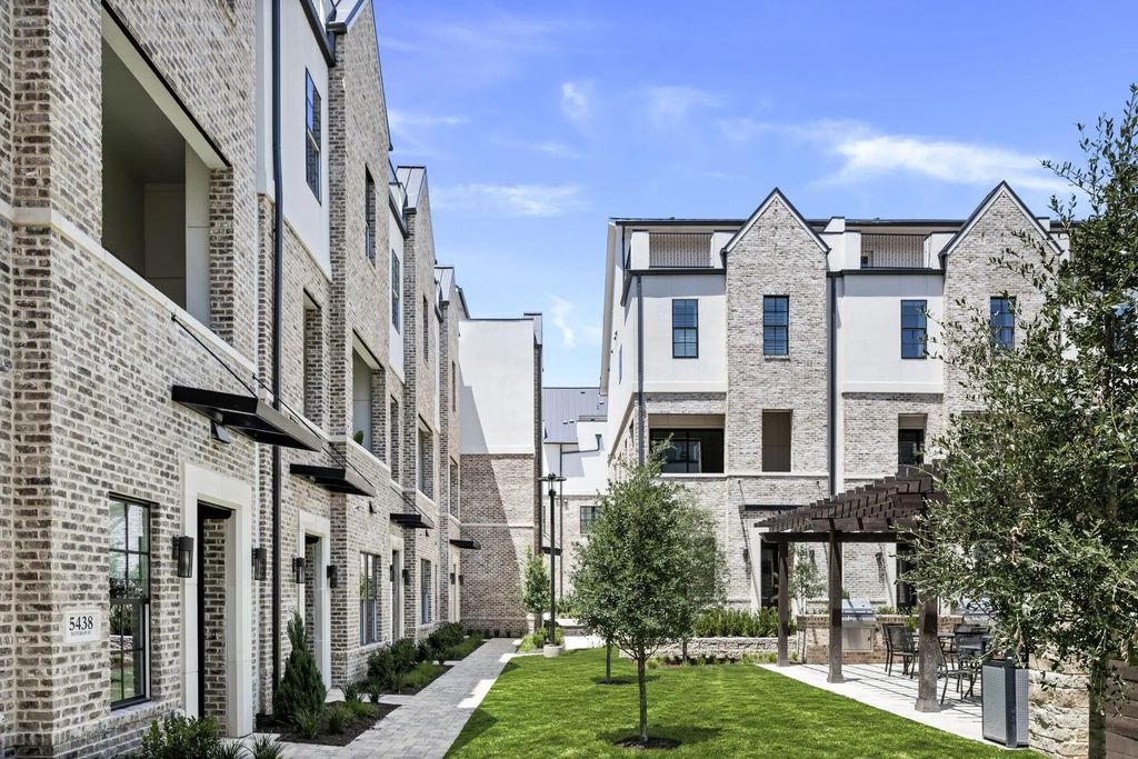 5446 Patterson Court, Irving
