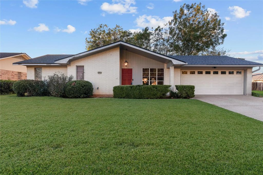 504 Yale Place, Bossier City