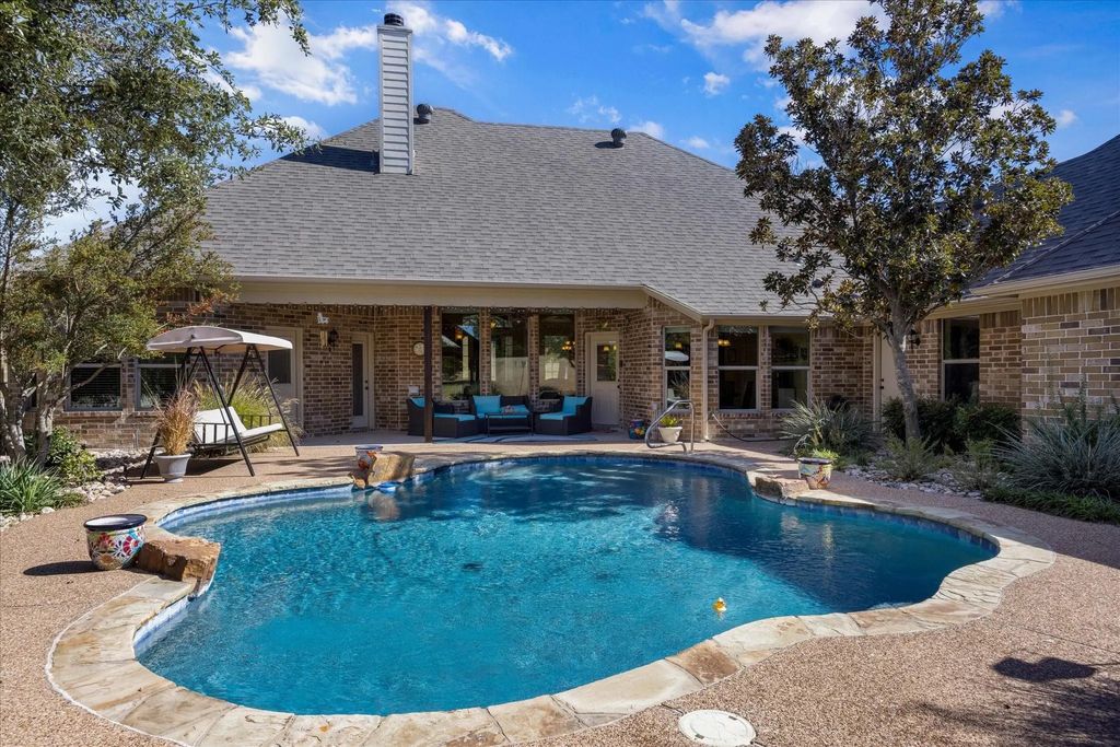 1400 Bentwater Parkway, Granbury