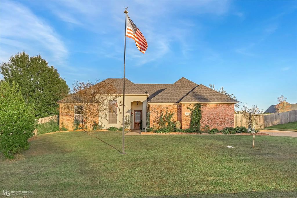 4863 Chipshot Lane, Shreveport