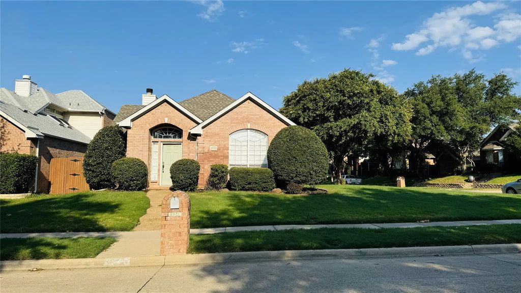 6921 Barbican Drive, Plano