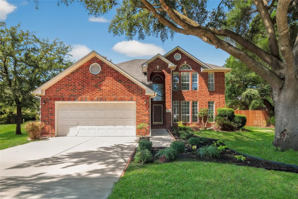 2015 Forest Park Drive, Arlington