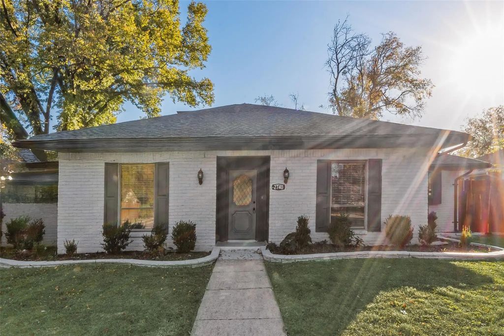 2740 Teakwood Lane, Plano