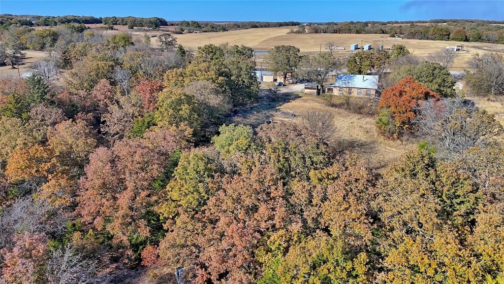 14218 Fm 677 N, Saint Jo