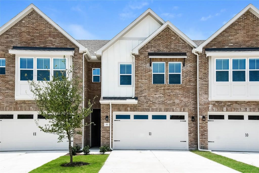 5476 Sandstone Drive, Garland
