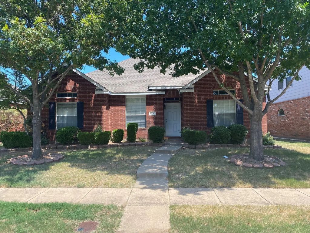 1716 River Oaks Drive, Allen