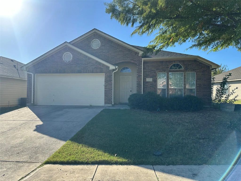 14212 Cedar Post Drive, Fort Worth