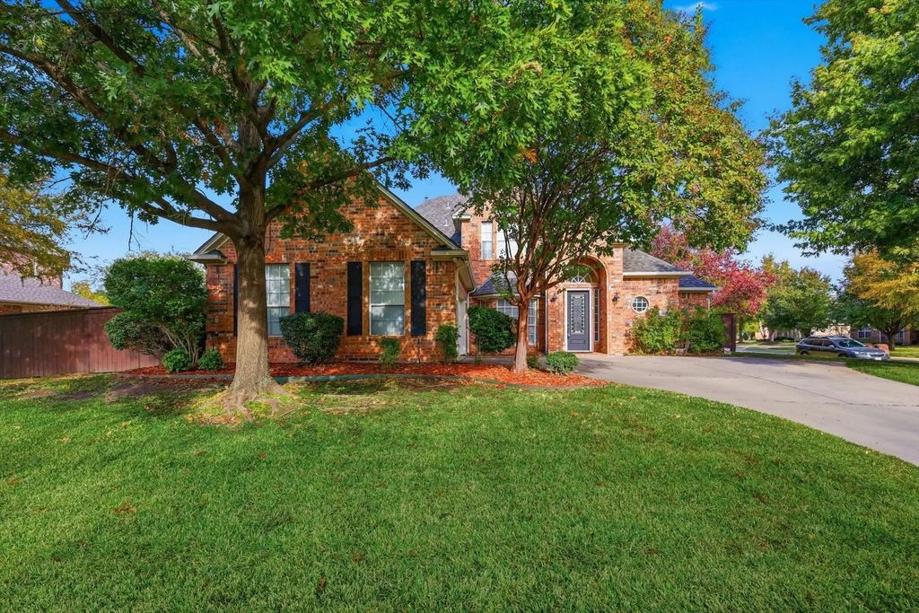 1617 Forest Bend Lane, Keller